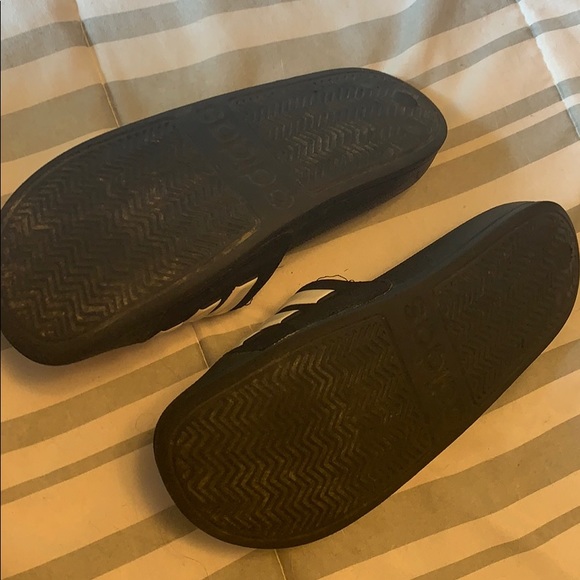 Adidas sandals - Picture 3 of 3